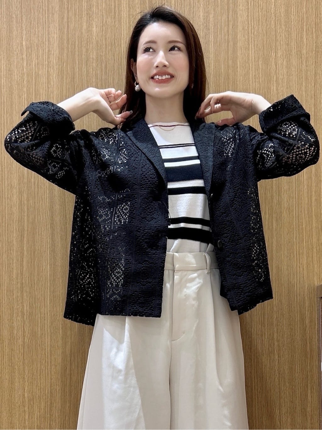 maiさんの「OPAQUE.CLIP｜レーステーラードジャケット【洗濯機OK】」を使ったコーディネート