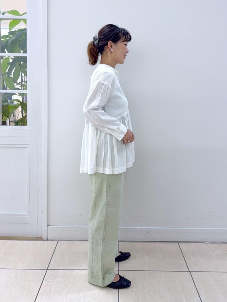 Osawaさんの「Dessin｜ボイルブラウス」を使ったコーディネート