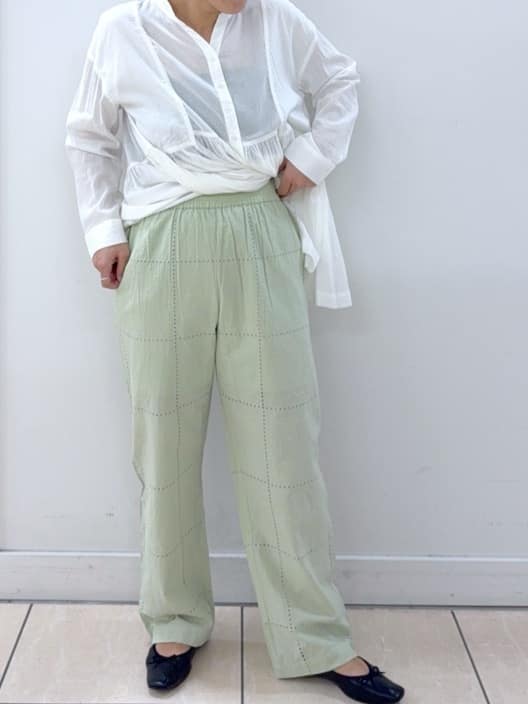 Osawaさんの「Dessin｜ボイルブラウス」を使ったコーディネート