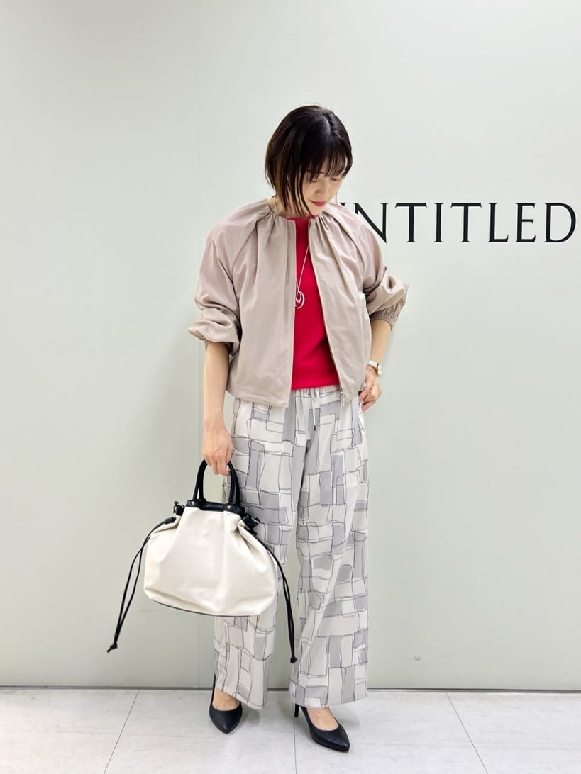 Mikiさんの「UNTITLED｜【11色展開/体型カバー】前後2WAYフレンチスリーブニット」を使ったコーディネート