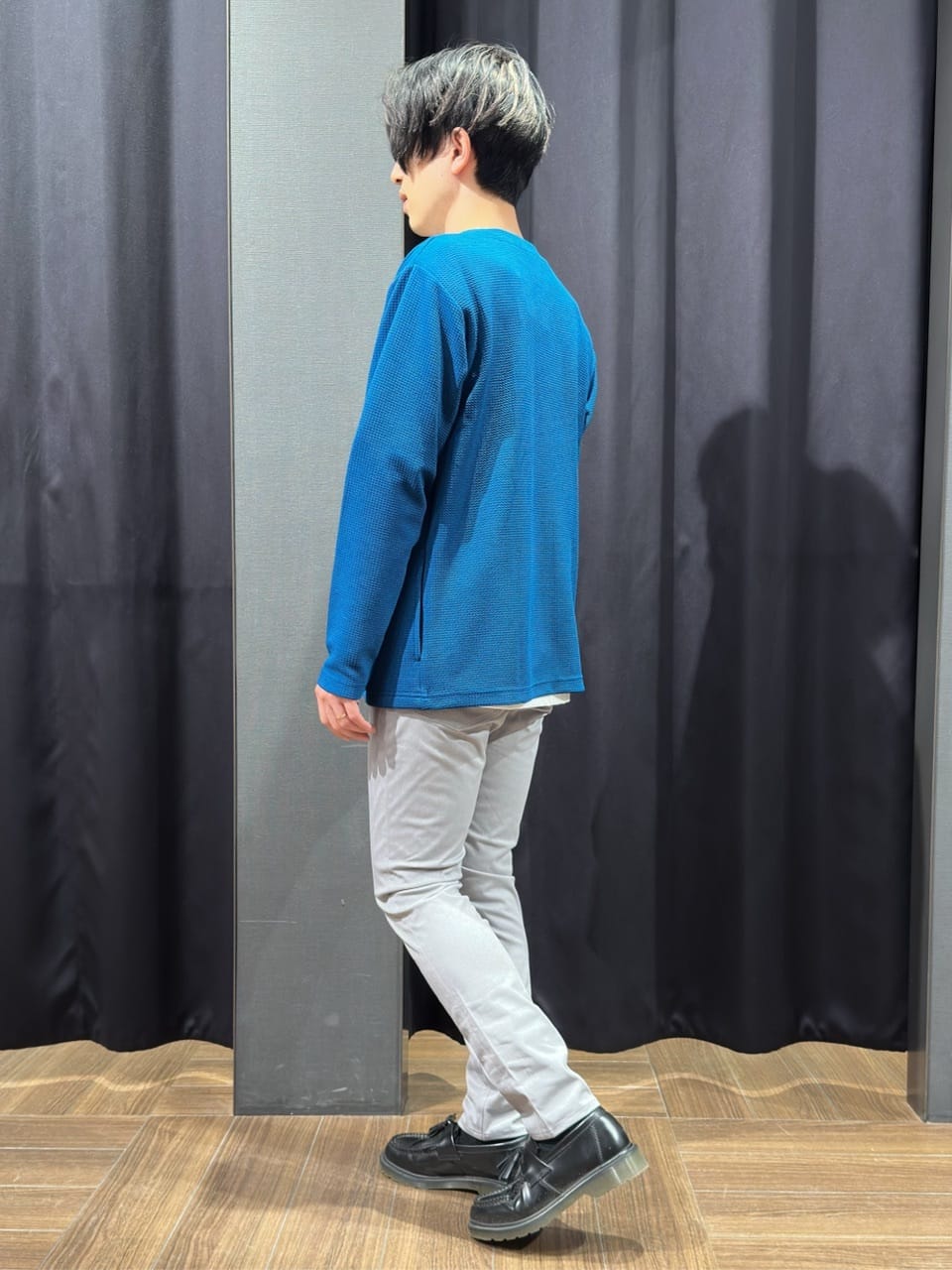 tomoyaさんの「THE SHOP TK｜【2点セット】カーディガン＋半袖Tシャツ 洗濯機OK」を使ったコーディネート