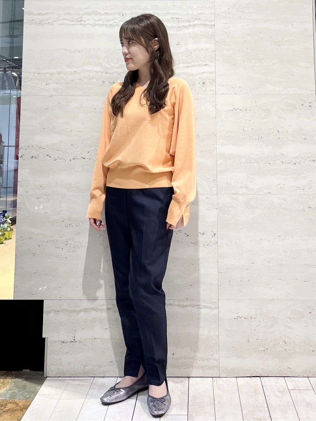 かほさんの「OPAQUE.CLIP｜ハイストレッチイージースティックパンツ【洗濯機OK】」を使ったコーディネート