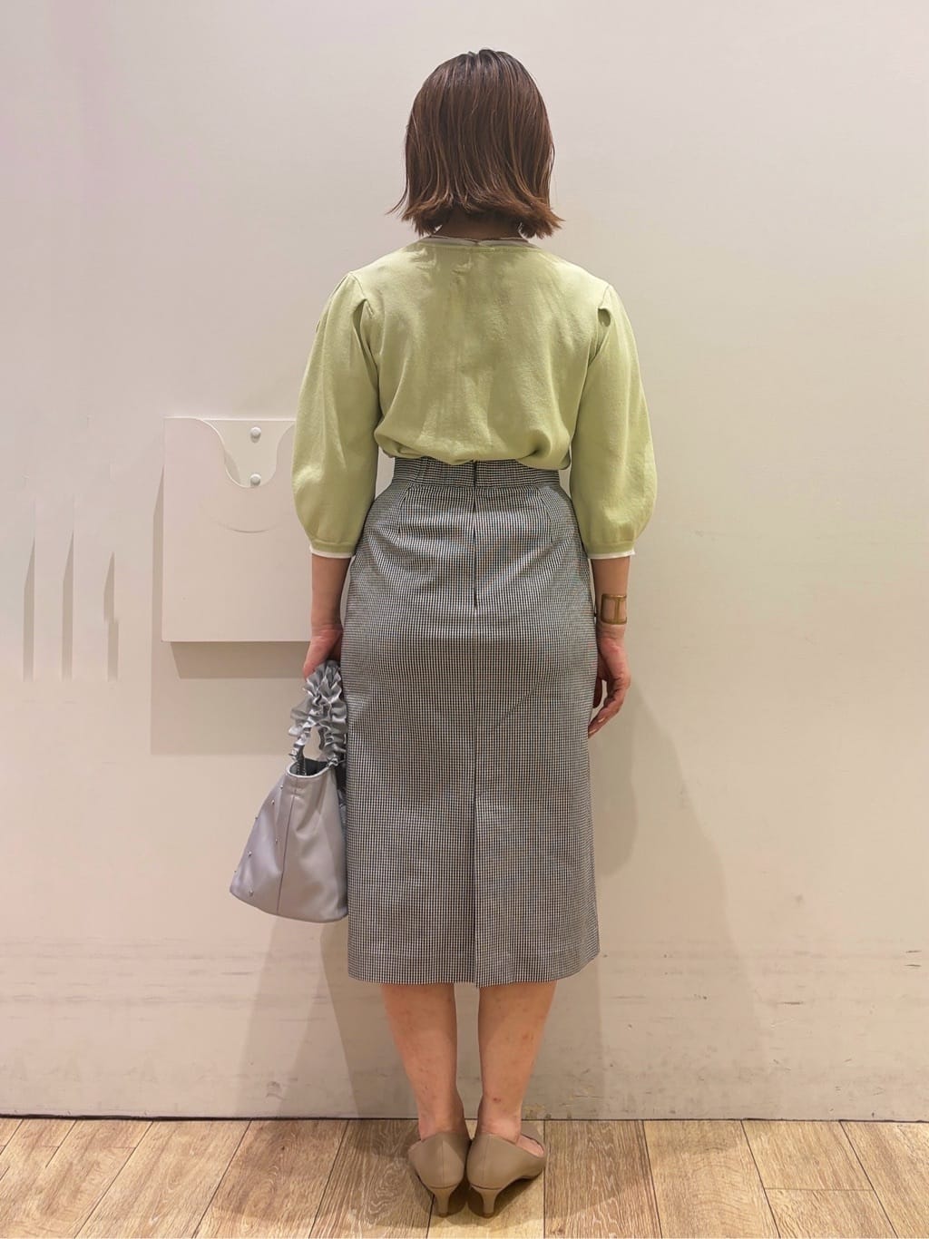 YUKOさんの「index｜【UVケア】6分袖タックスリーブニット《洗濯機OK／XS～LL／9col》」を使ったコーディネート