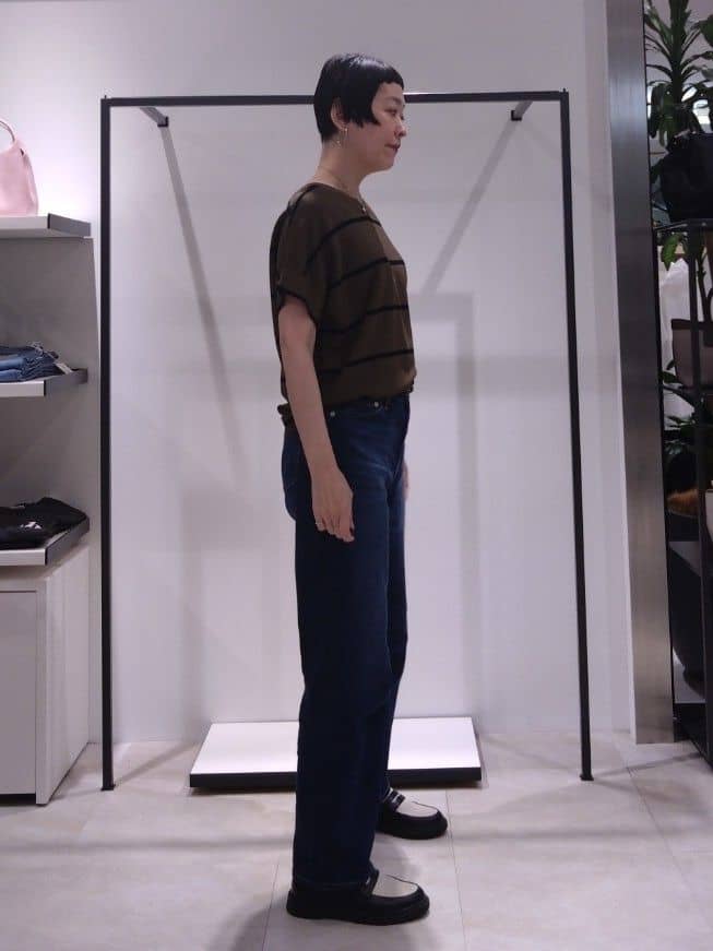 まちこさんの「UNTITLED｜【11色展開/体型カバー】前後2WAYフレンチスリーブニット」を使ったコーディネート