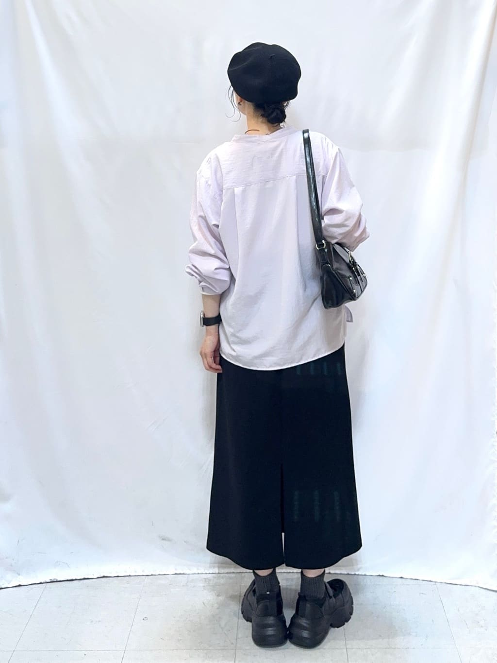 𝐇𝐢𝐫𝐨𝐦𝐢さんの「SHOO･LA･RUE｜【綿100％/S-LL/プチプラ】選べる3柄 プリントアソートロンT」を使ったコーディネート