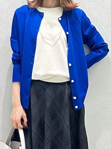 Miwaさんの「UNTITLED｜【アンサンブル可/薄手】ベーシッククルーネックカーディガン」を使ったコーディネート