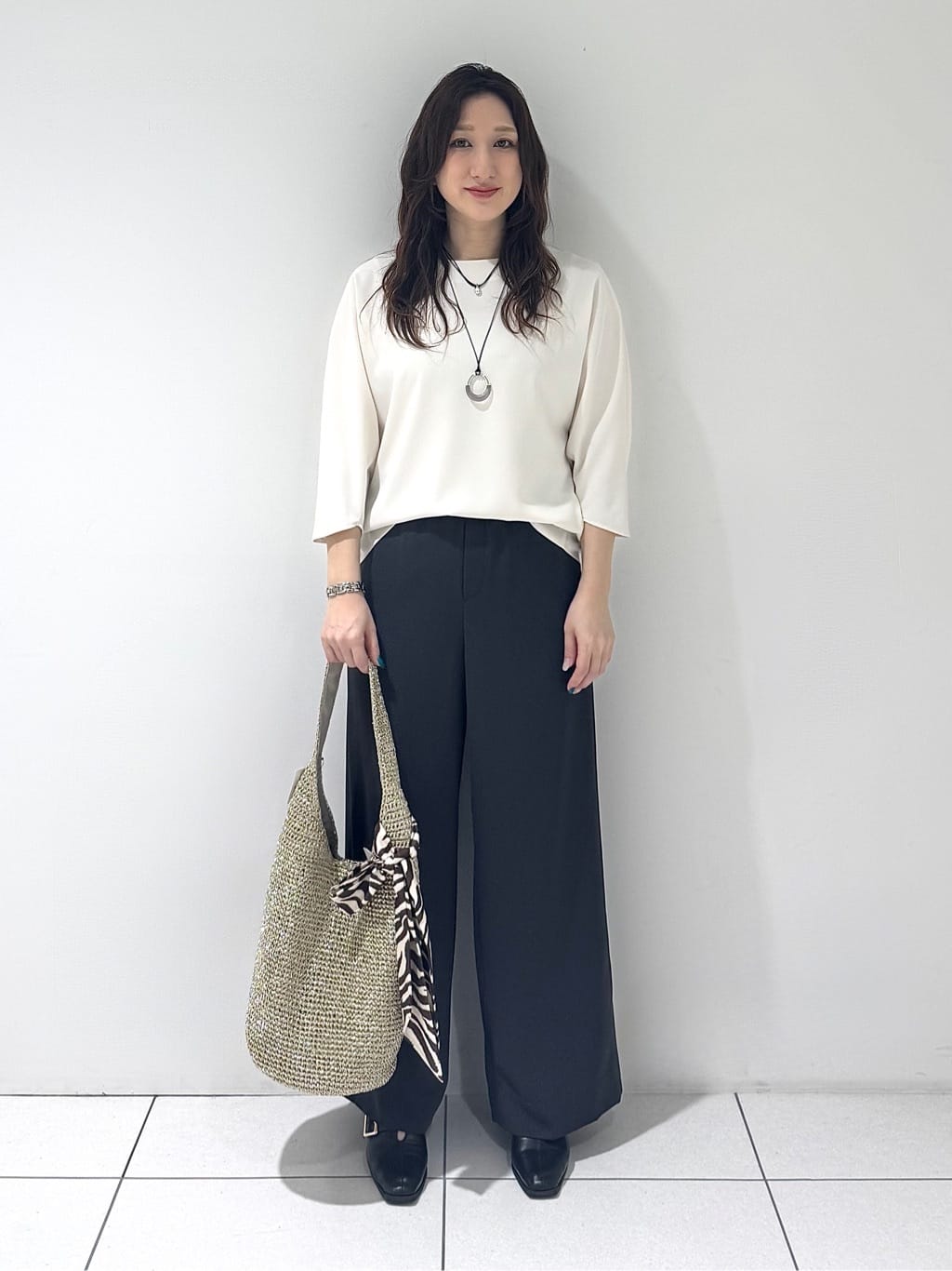 そんさんの「INDIVI｜【接触冷感／透湿／着る日傘】ドルマントップス」を使ったコーディネート
