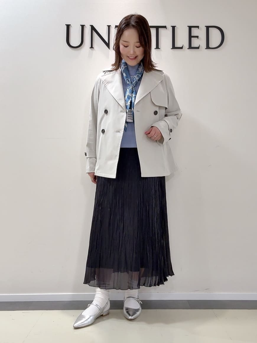 YUIさんの「UNTITLED｜【定番人気/はっ水/洗える】タスランショートトレンチコート」を使ったコーディネート