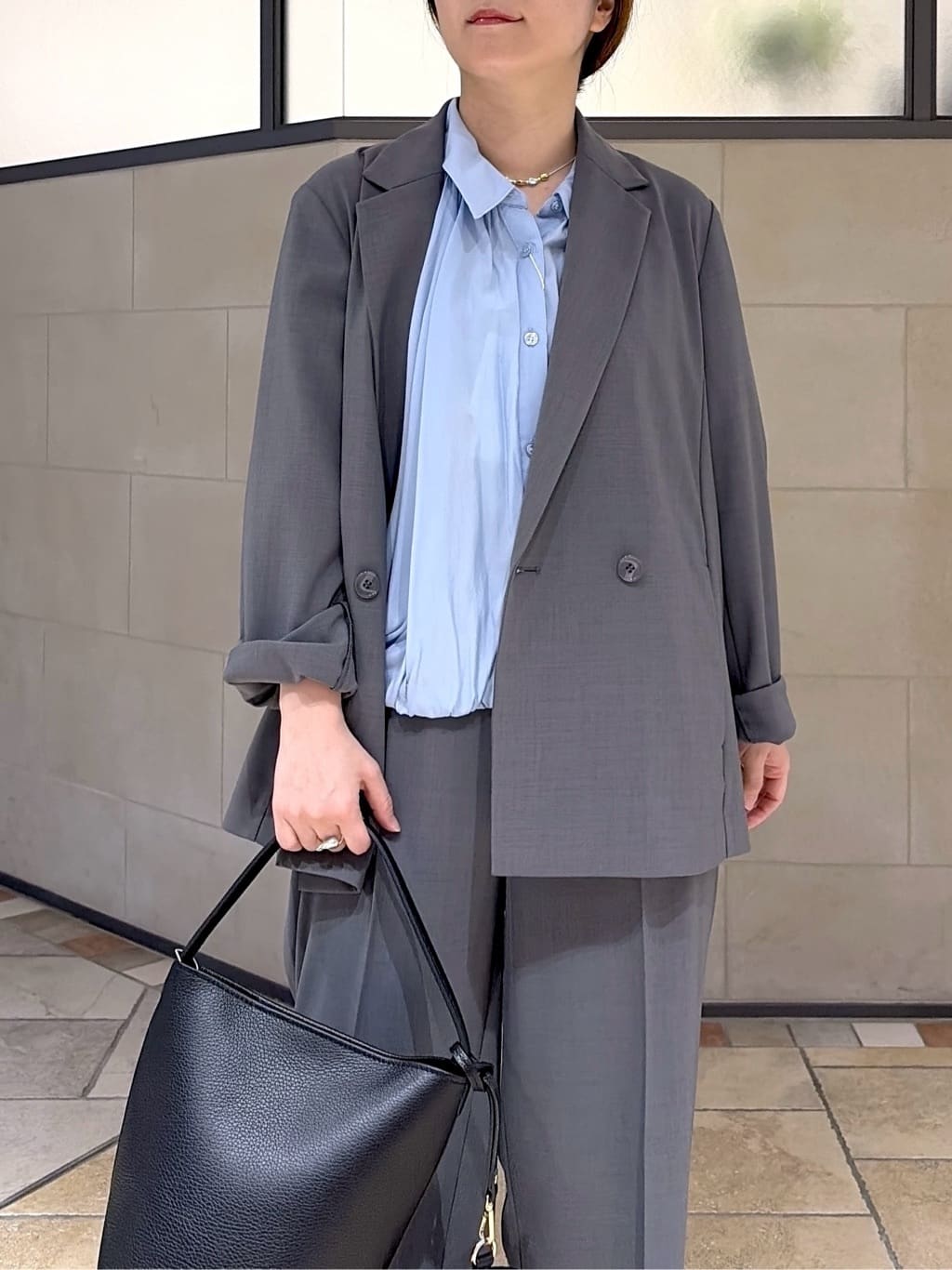 よねさんの「INDIVI｜Comfy SET UP｜ダブルブレストイージージャケット【セットアップ対応／通勤／カセット服／接触」を使ったコーディネート