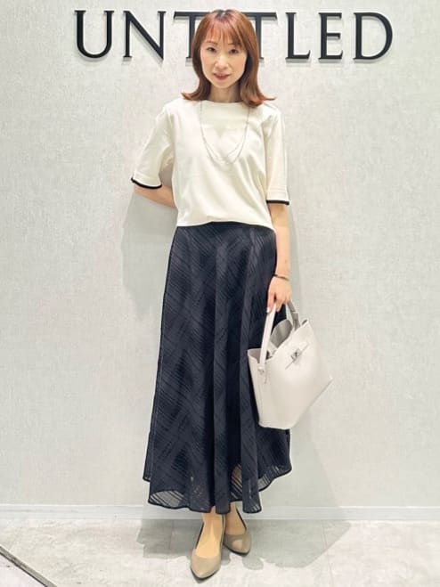 Miwaさんの「UNTITLED｜【アンサンブル可/薄手】ベーシッククルーネックカーディガン」を使ったコーディネート