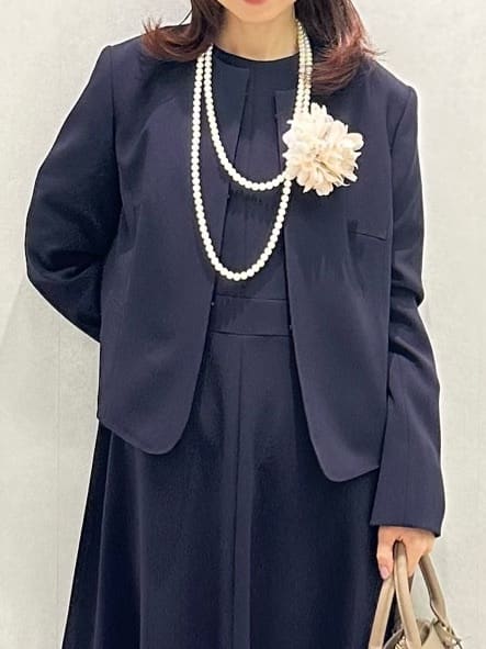 Miwaさんの「UNTITLED｜【アレンジ自在】ロングパール調ネックレス」を使ったコーディネート