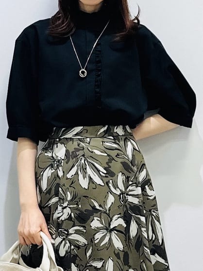 Miwaさんの「UNTITLED｜◆【9色展開/アンサンブル可】コットンクルーネックカーディガン」を使ったコーディネート