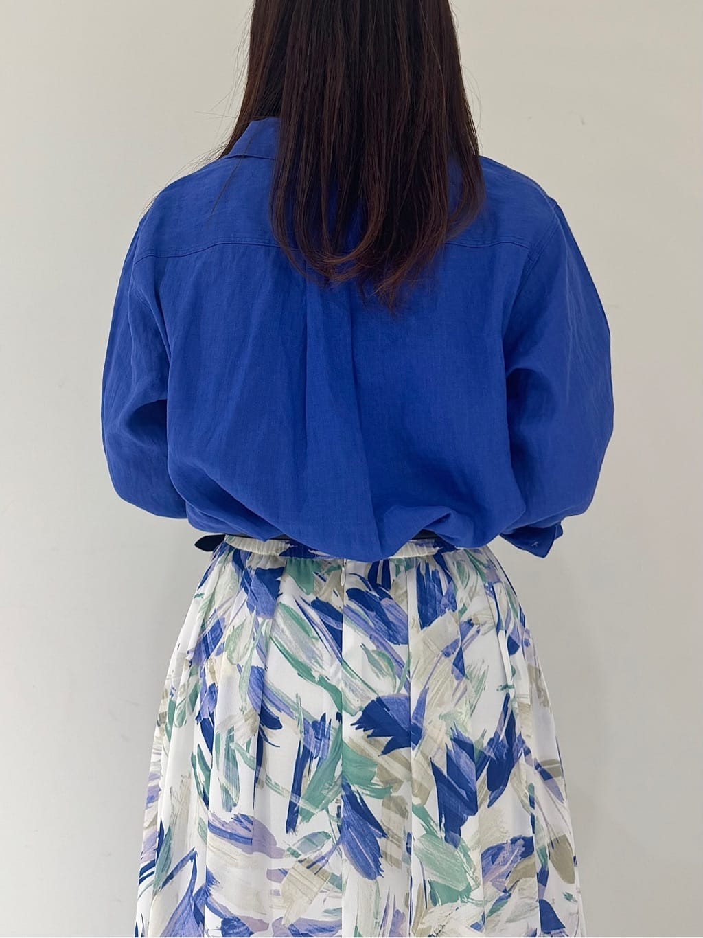 そんさんの「INDIVI｜【接触冷感／2WAY】カシュクールリネンシャツ」を使ったコーディネート