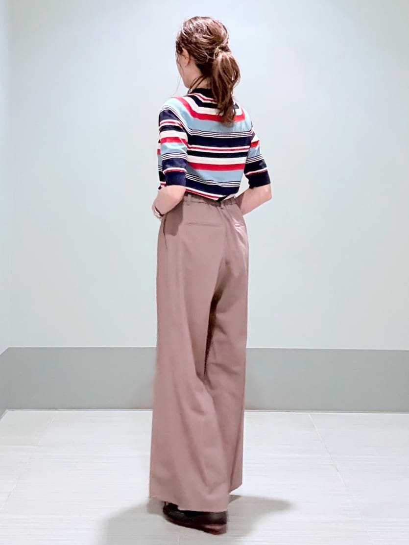 Yamaさんの「DRESSTERIOR｜【接触冷感/セットアップ可】ストレッチ ワイドパンツ」を使ったコーディネート