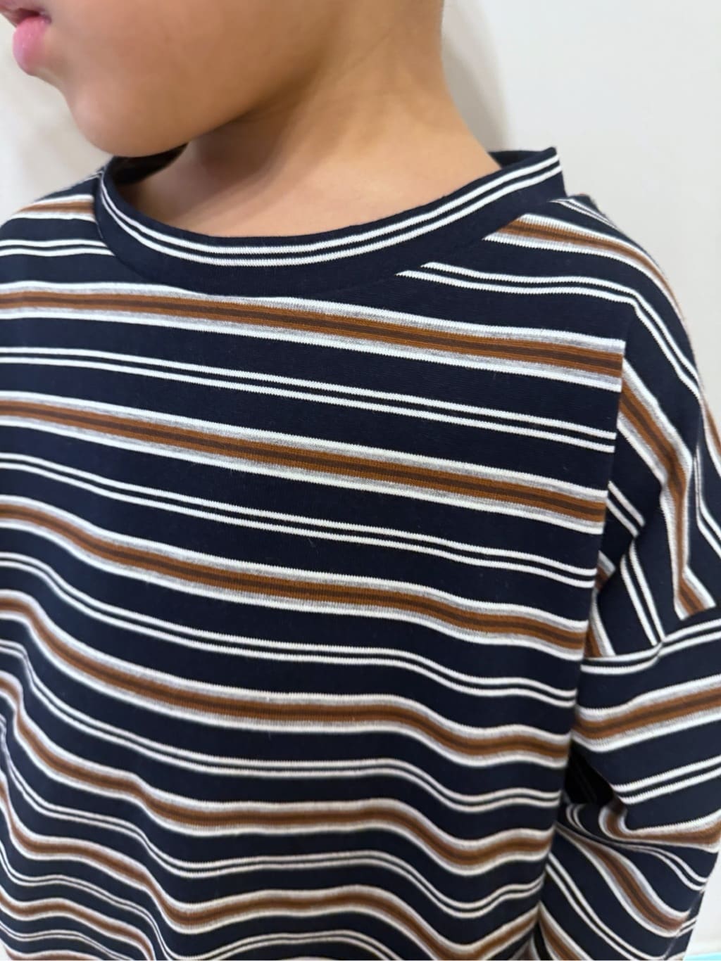 chさんの「THE SHOP TK｜【110-160】マルチボーダーロンT」を使ったコーディネート
