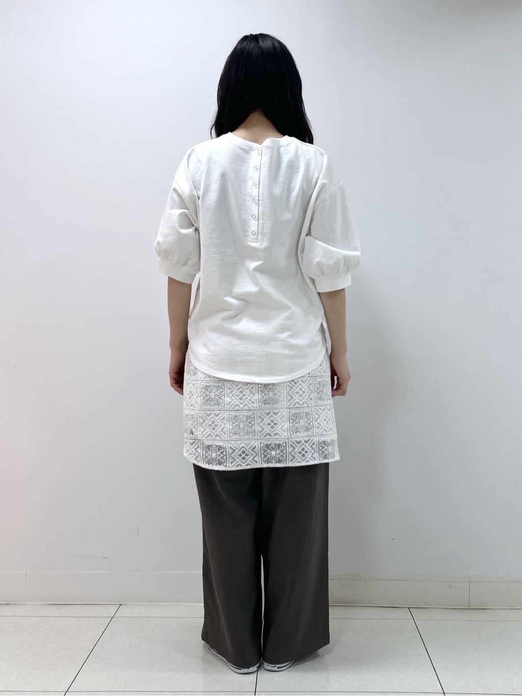 Kaiさんの「Dessin｜【360度可愛い】バックヘンリーカットソー5分袖」を使ったコーディネート