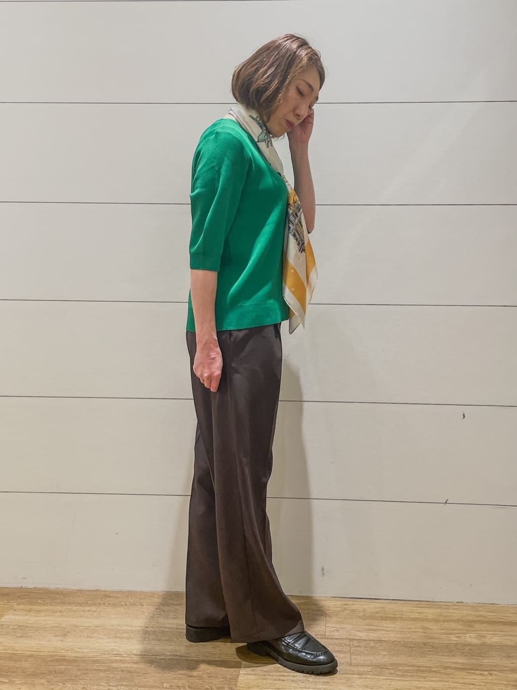 Ryoさんの「THE SHOP TK｜【S-XL/ひんやりタッチ】美しさ際立つ 6分袖ニット 洗濯機OK/UVケア/毛玉になりにくい」を使ったコーディネート