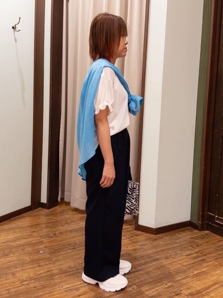 みかりん さんの「SHOO･LA･RUE｜【体型カバー】ふんわり質感 やわらかこなれシアーシャツ」を使ったコーディネート