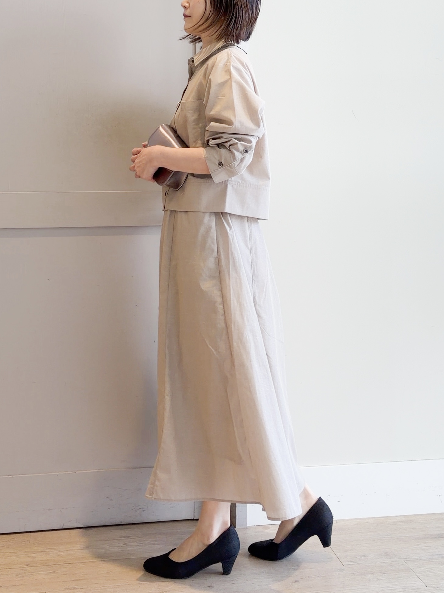 yamakoさんの「grove｜【イージーケア】麻混クロップドシャツ」を使ったコーディネート