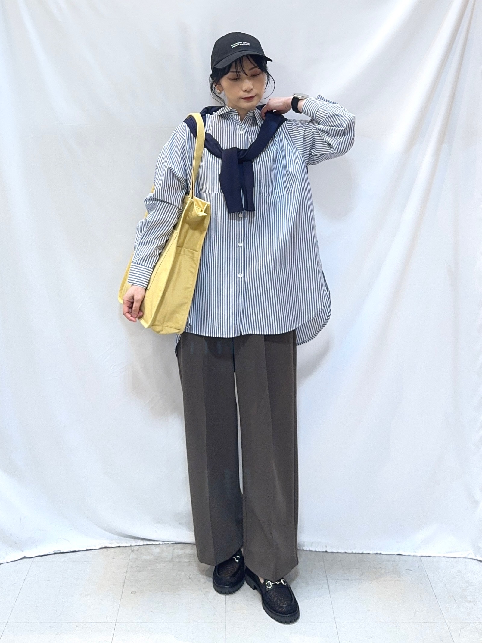 𝐇𝐢𝐫𝐨𝐦𝐢さんの「SHOO･LA･RUE｜メッシュローファー」を使ったコーディネート