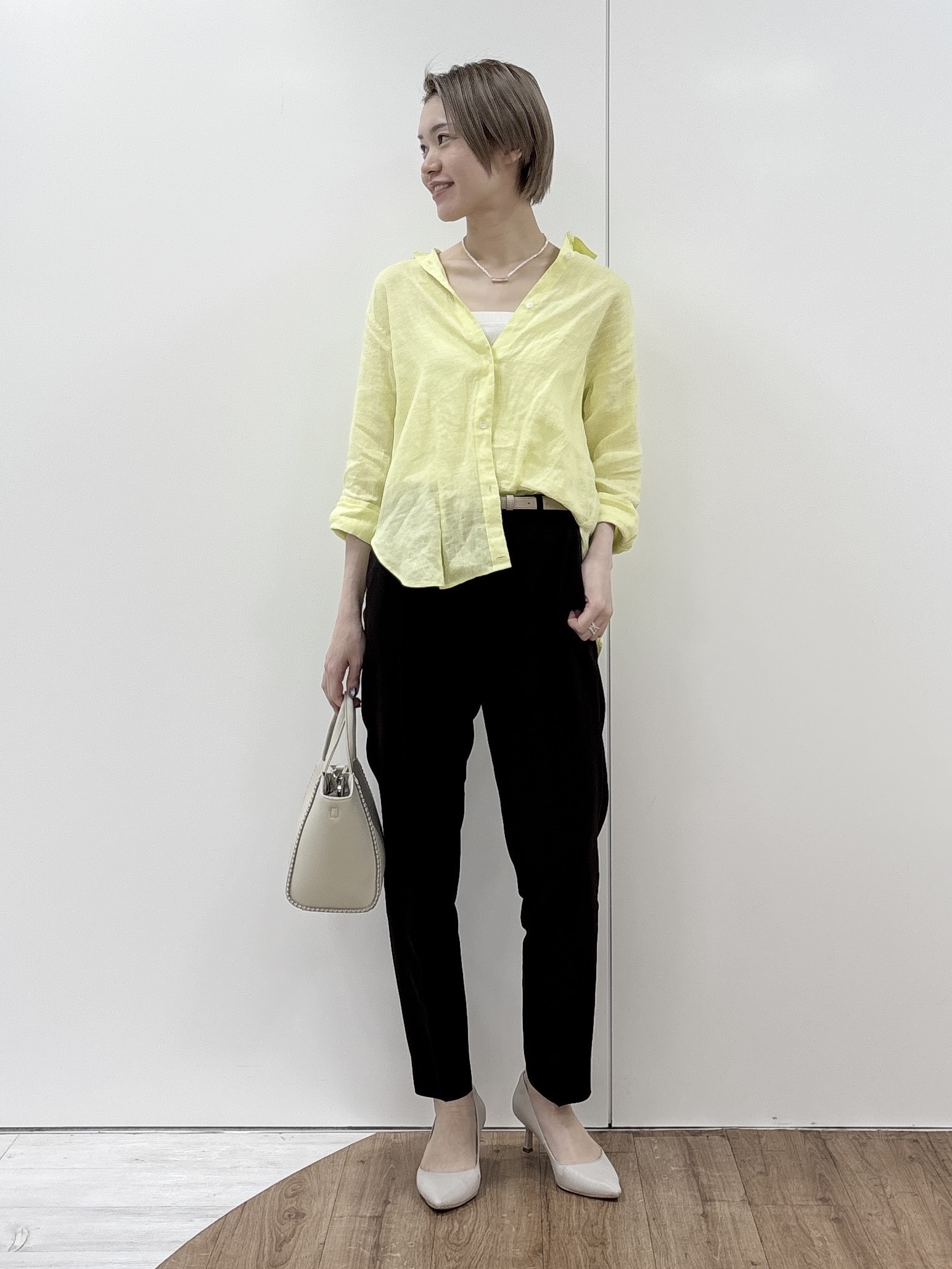 kanaeさんの「INDIVI｜【接触冷感／2WAY】カシュクールリネンシャツ」を使ったコーディネート