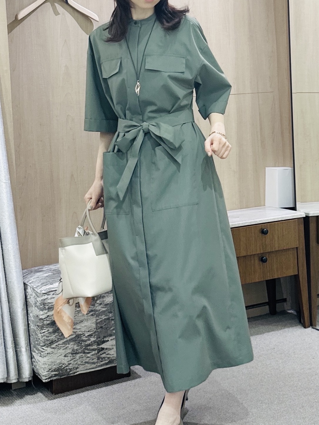 Miwaさんの「UNTITLED｜【定番人気/はっ水/洗える】タスランショートトレンチコート」を使ったコーディネート