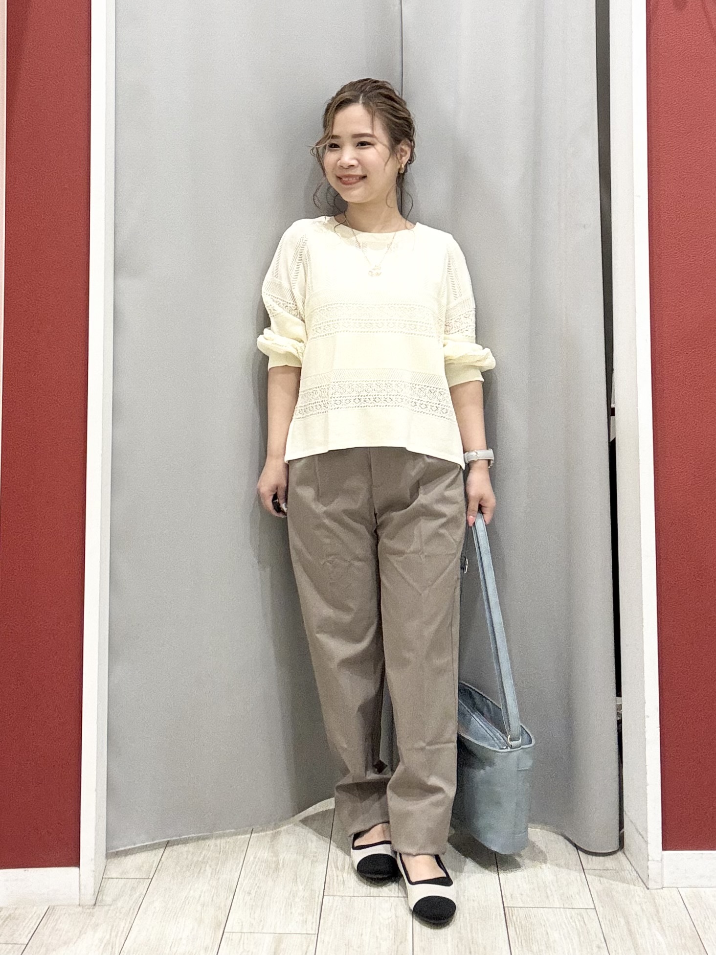 shioさんの「SHOO･LA･RUE｜【洗濯機可/S-LL】軽やかきれい見え 透かし柄ニット」を使ったコーディネート