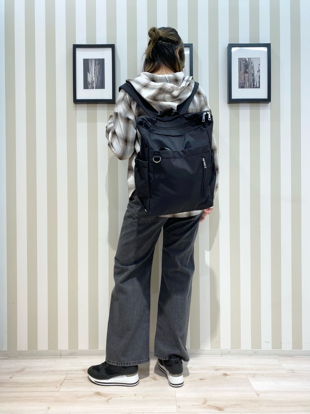 きたさんの「SHOO･LA･RUE｜【SHOO・LA・RUE DENIM/SS-LL】程よい厚みの ストレートデニムパンツ（10.5オン」を使ったコーディネート