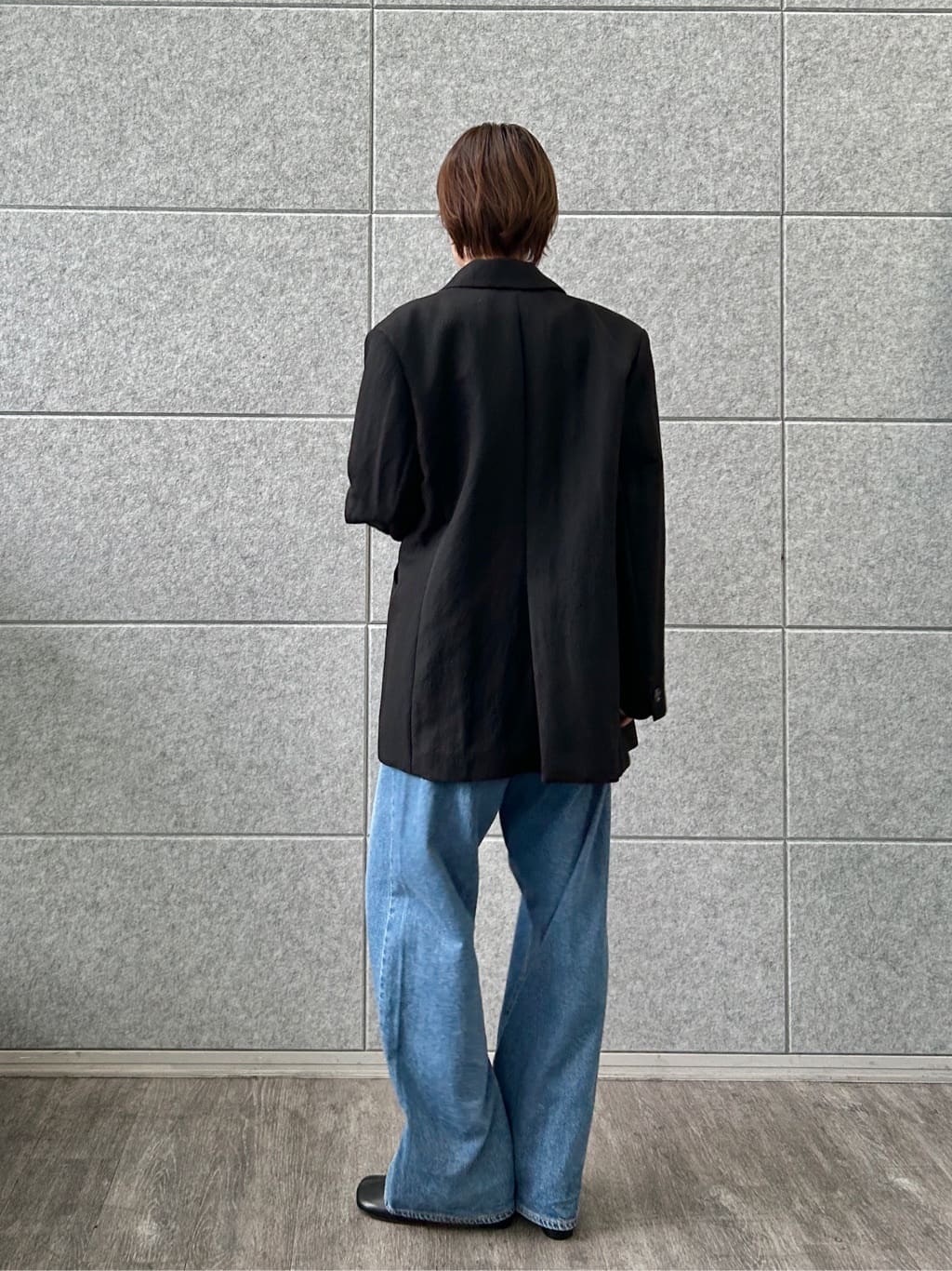 harunaさんの「CODE A｜arc tailored jacket」を使ったコーディネート