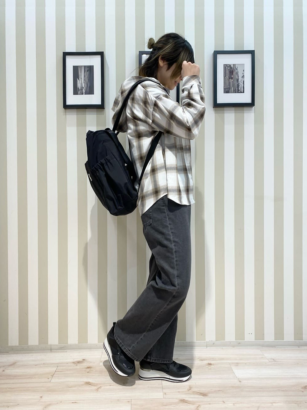 きたさんの「SHOO･LA･RUE｜【SHOO・LA・RUE DENIM/SS-LL】程よい厚みの ストレートデニムパンツ（10.5オン」を使ったコーディネート