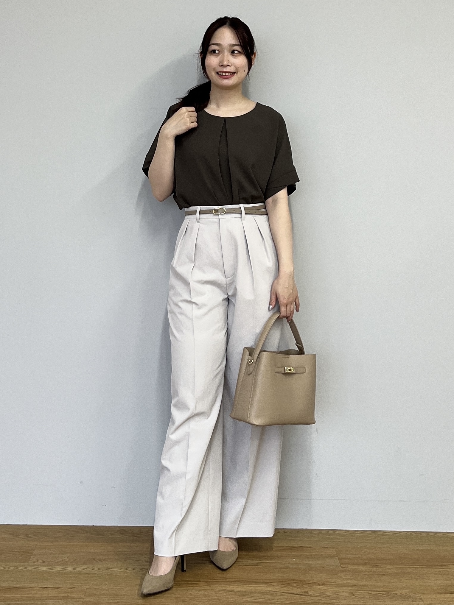 Saekoさんの「UNTITLED｜【セットアップ可/UVカット/前後2WAY】リラクシーフレンチスリーブブラウス」を使ったコーディネート