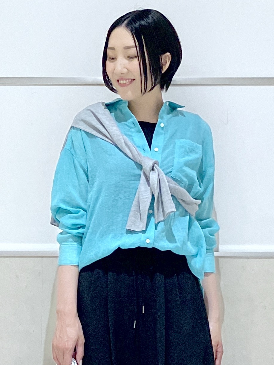 eriko さんの「Dessin｜【洗える】シアーカラーシャツ」を使ったコーディネート