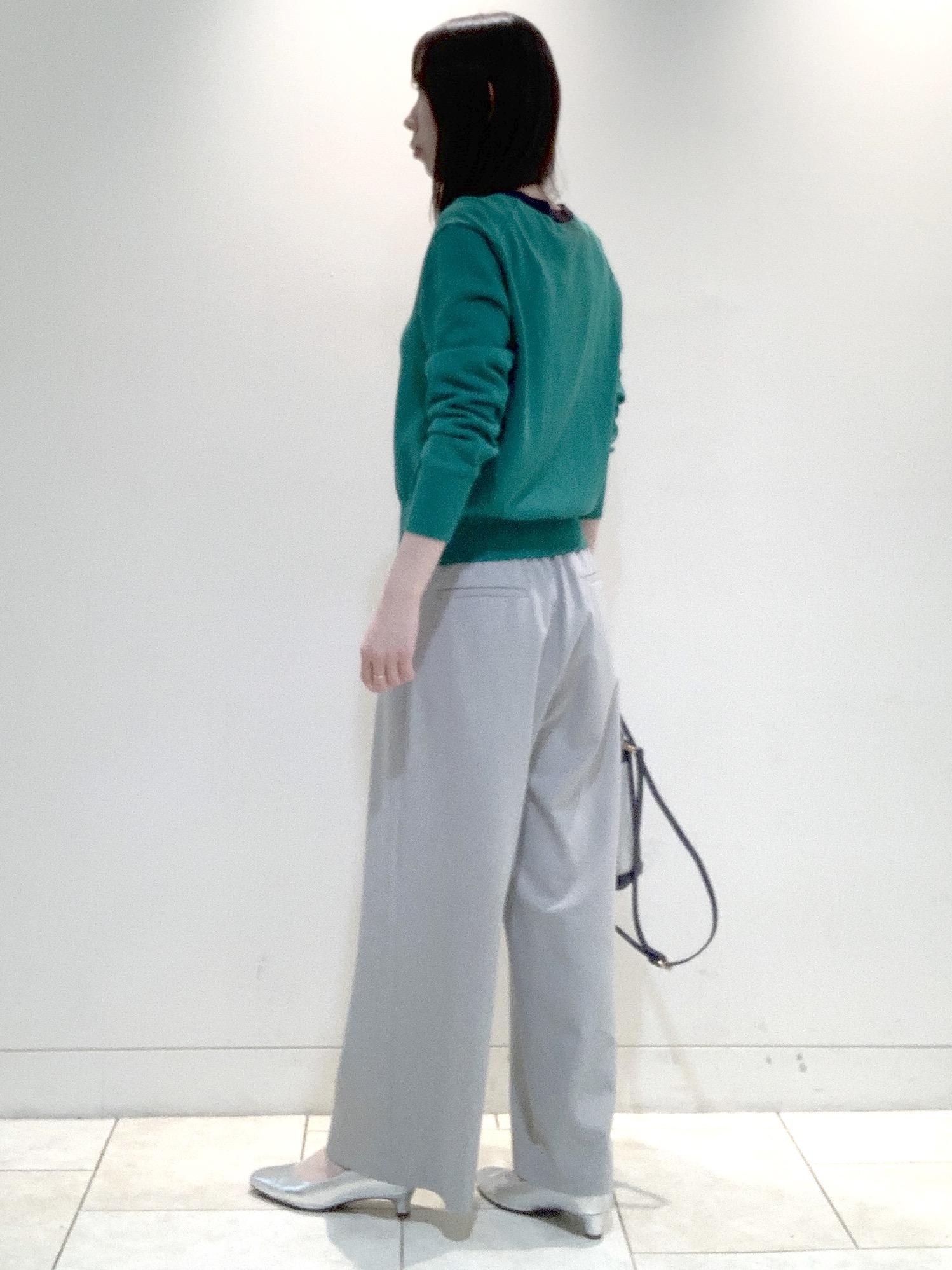 ヤマグチさんの「Reflect｜【アンサンブル可】バイカラーカーディガン」を使ったコーディネート
