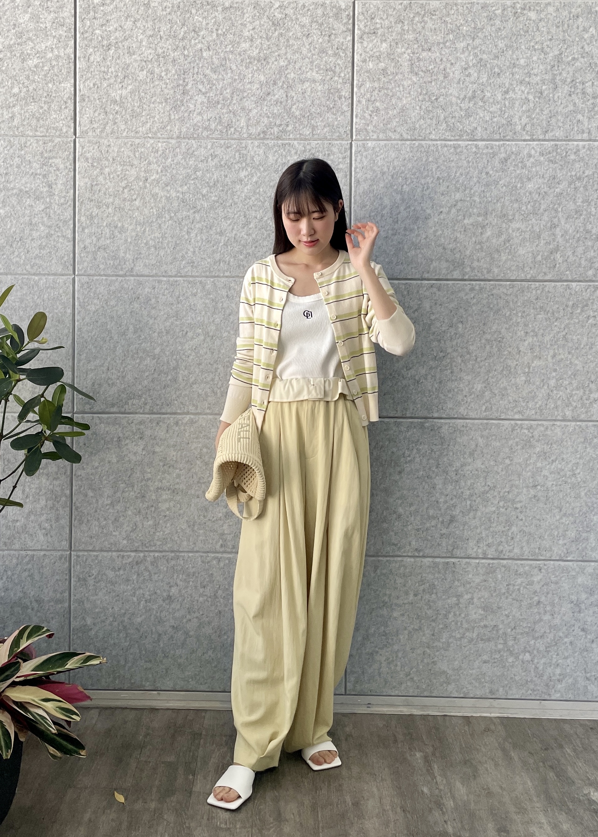 Renoさんの「INDIVI｜【一部店舗限定】クルーネックボーダーカーディガン」を使ったコーディネート