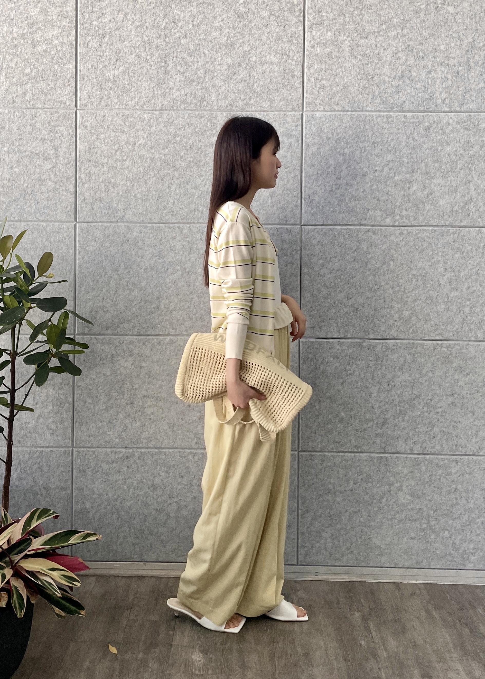 Renoさんの「INDIVI｜【一部店舗限定】クルーネックボーダーカーディガン」を使ったコーディネート