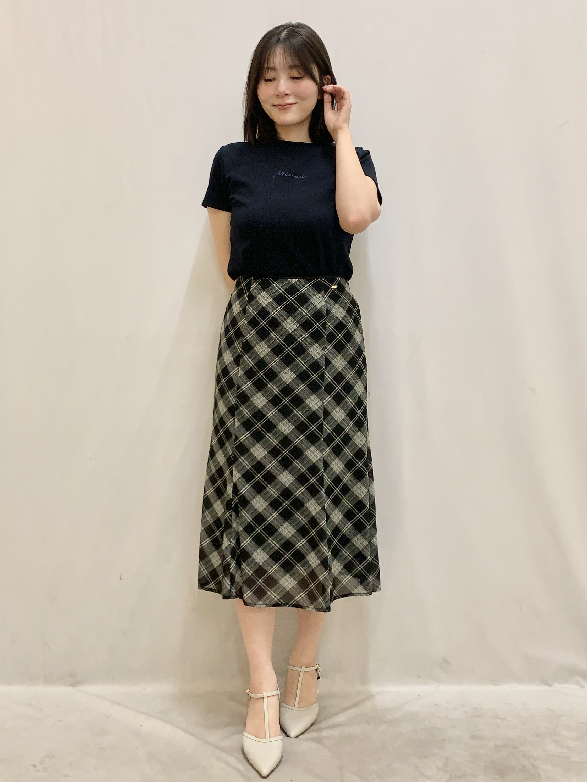kasumiさんの「index｜【UVケア／接触冷感】フロントロゴ刺繍Tシャツ《洗濯機OK／S-3L／7col》」を使ったコーディネート