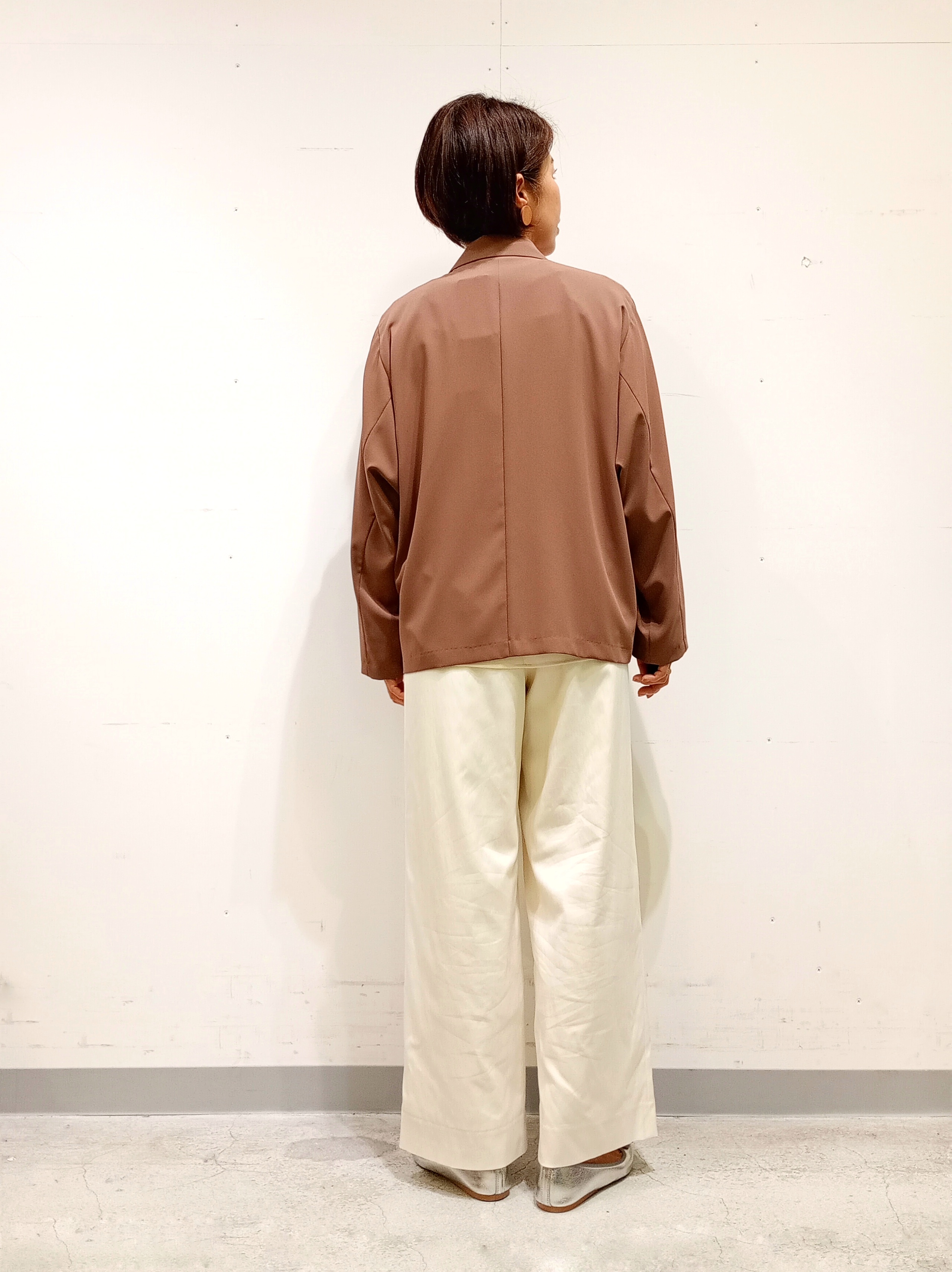 Kさんの「INDIVI｜【接触冷感／透湿／着る日傘】ドルマンダブルジャケット」を使ったコーディネート