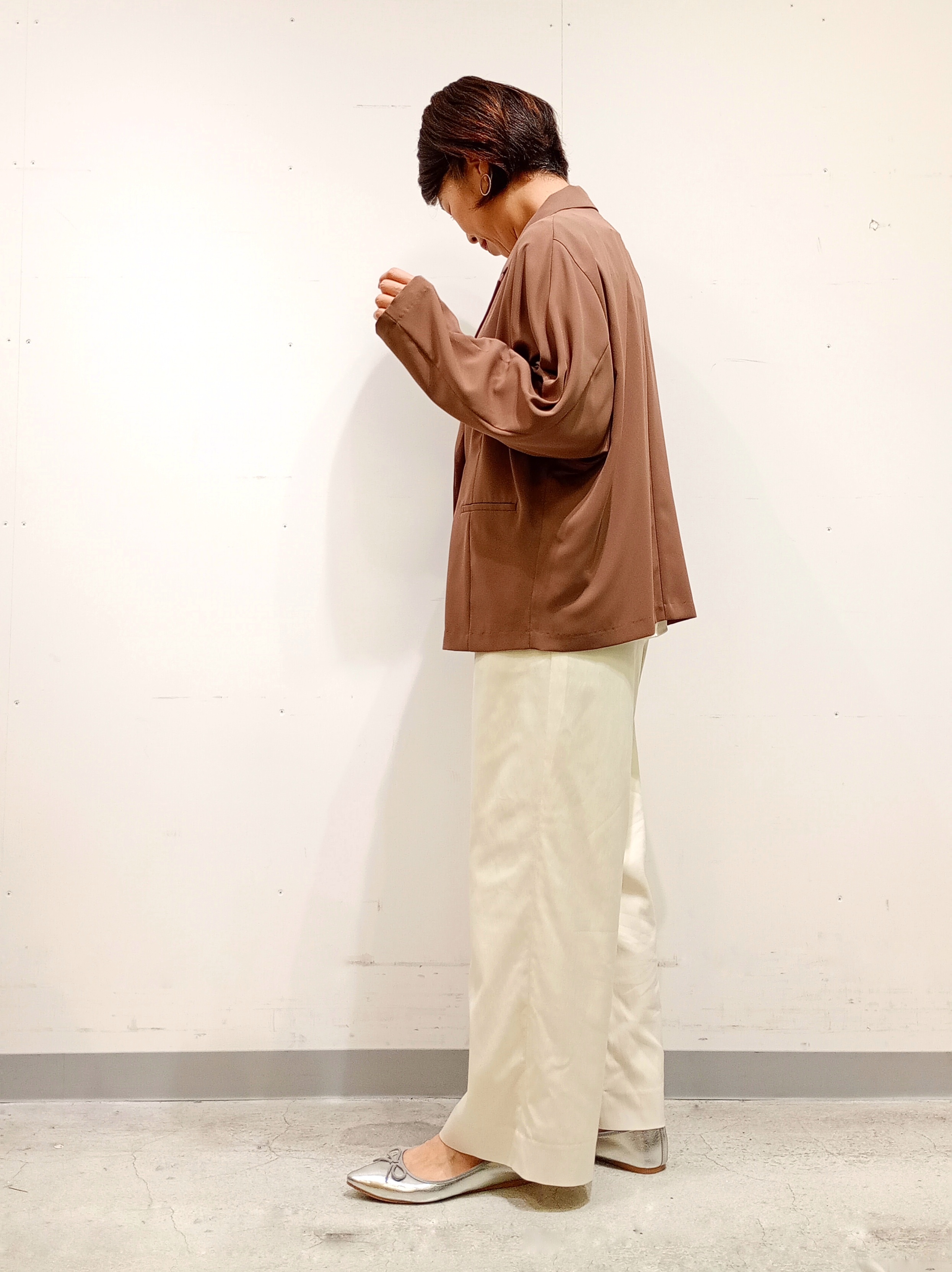 Kさんの「INDIVI｜【接触冷感／透湿／着る日傘】ドルマンダブルジャケット」を使ったコーディネート