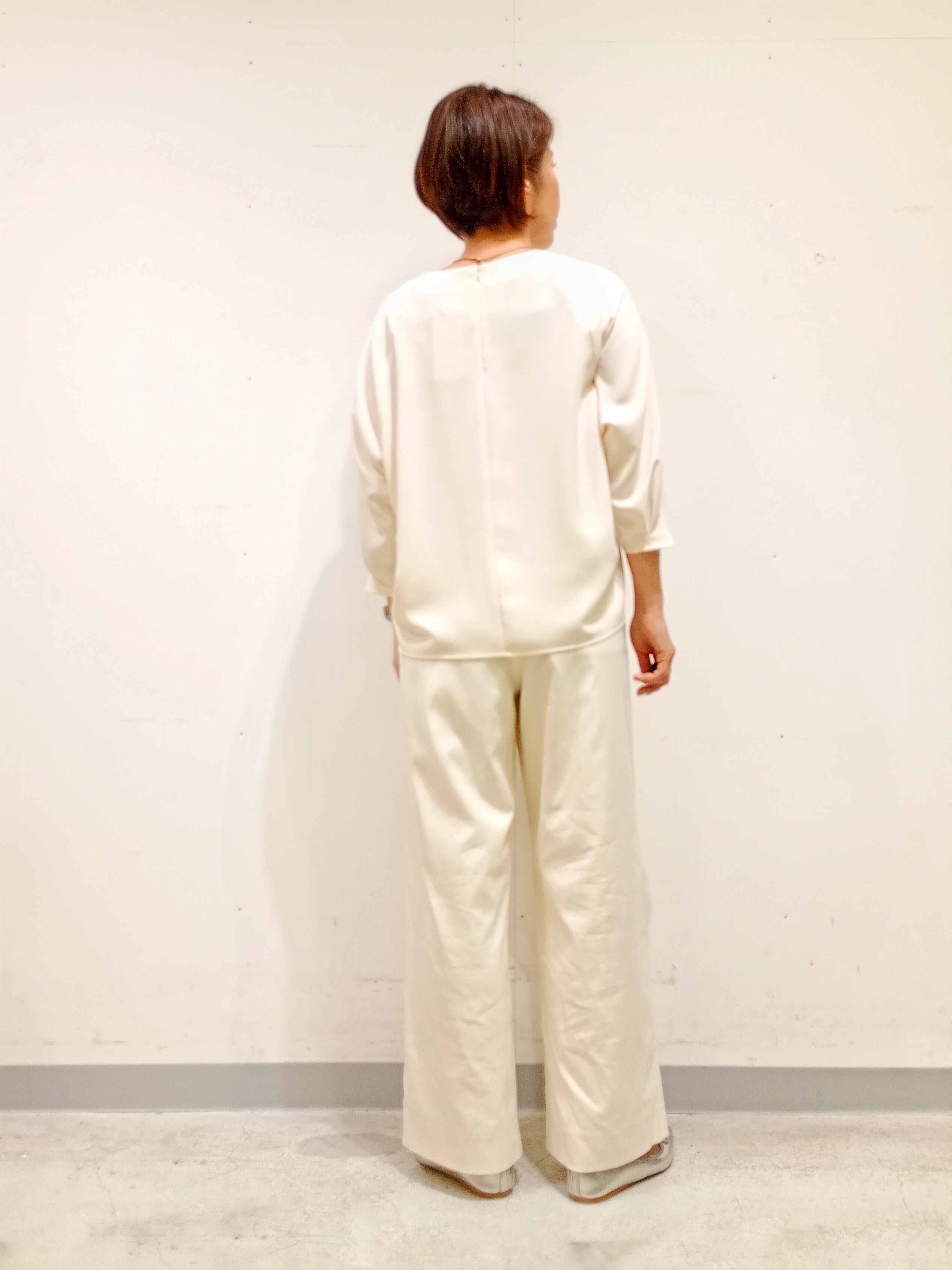 Kさんの「INDIVI｜【接触冷感／透湿／着る日傘】ドルマンダブルジャケット」を使ったコーディネート