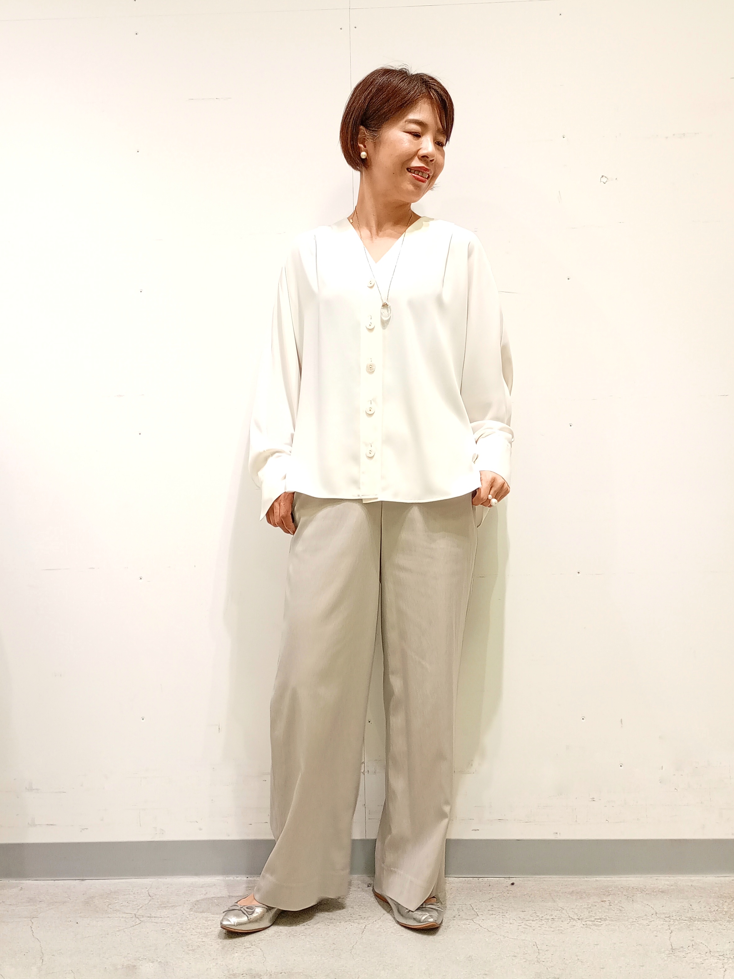 Kさんの「INDIVI｜【長さ調整自由】マーブルバイカラー ロングネックレス」を使ったコーディネート