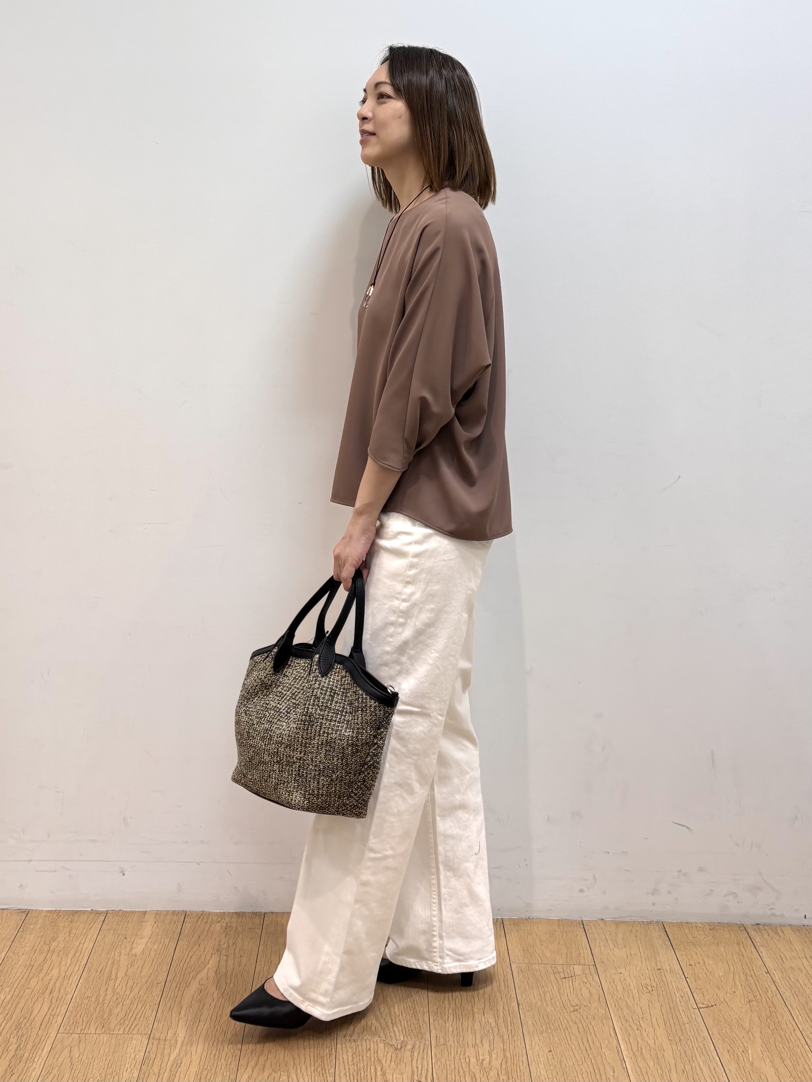mikkoさんの「INDIVI｜【接触冷感／透湿／着る日傘】ドルマントップス」を使ったコーディネート