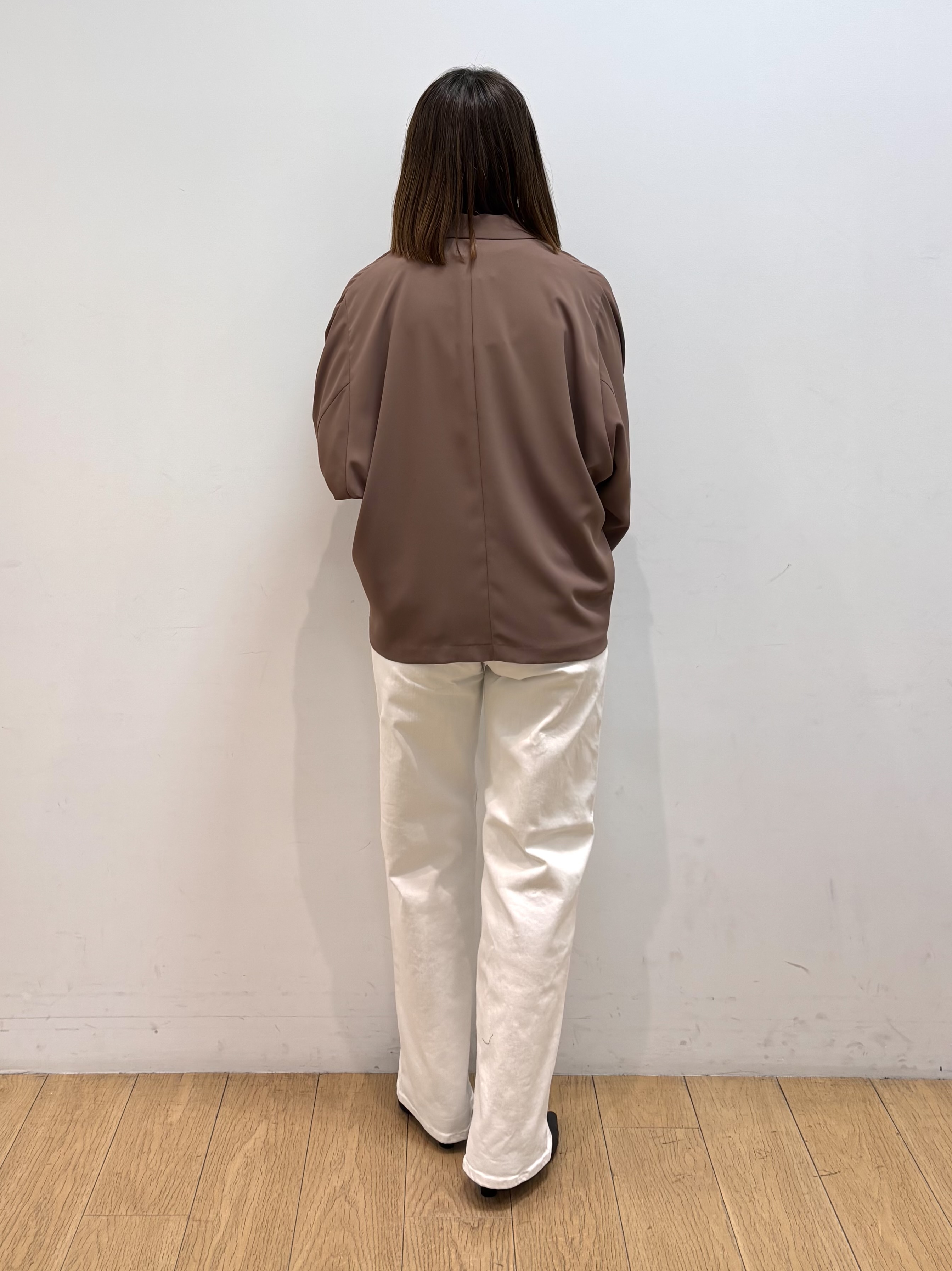 mikkoさんの「INDIVI｜【接触冷感／透湿／着る日傘】ドルマントップス」を使ったコーディネート