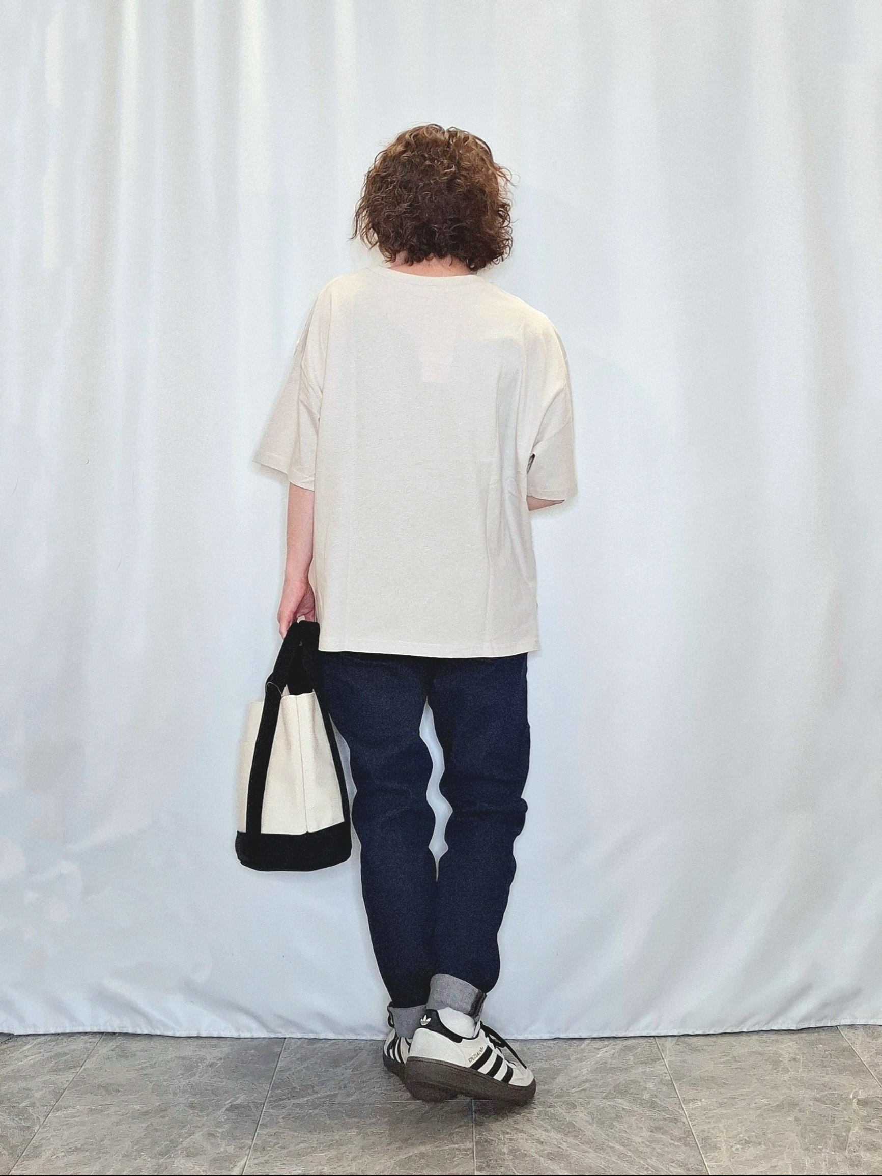 ぬーさんの「SHOO･LA･RUE｜【洗濯機可/S-LL】キーネックでお顔周りすっきり ざっくり編みカーディガン」を使ったコーディネート