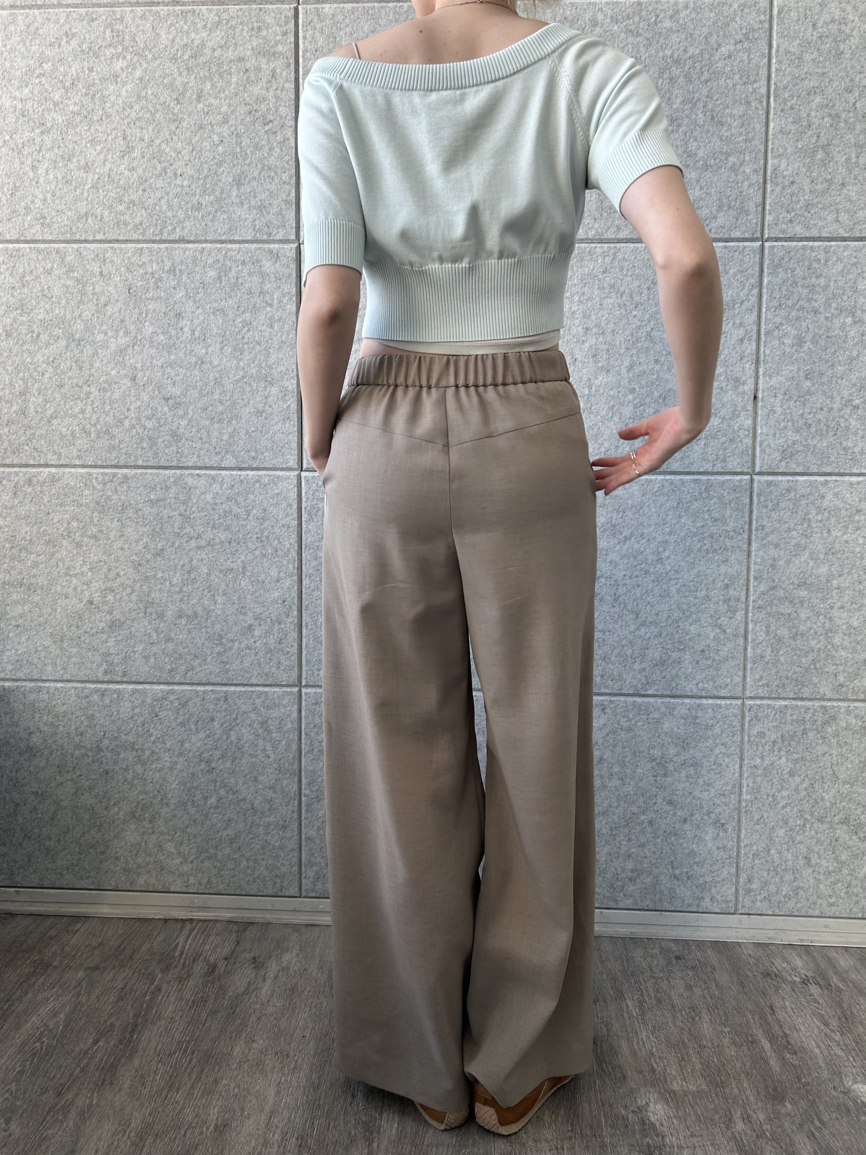 honoka Aさんの「CODE A｜design knit short cardigan」を使ったコーディネート