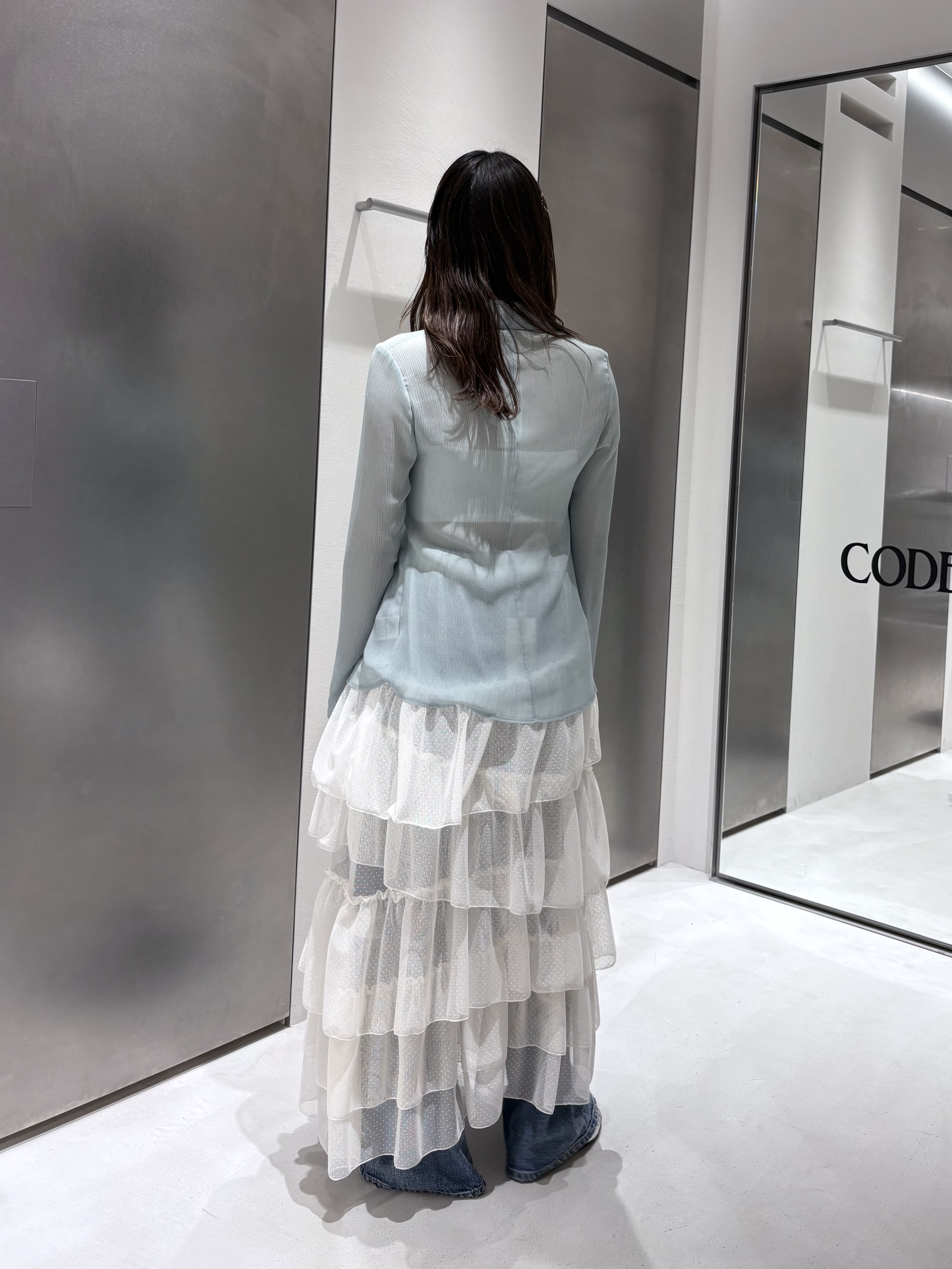 iwamiさんの「CODE A｜M dramatic dot tulle skirt」を使ったコーディネート