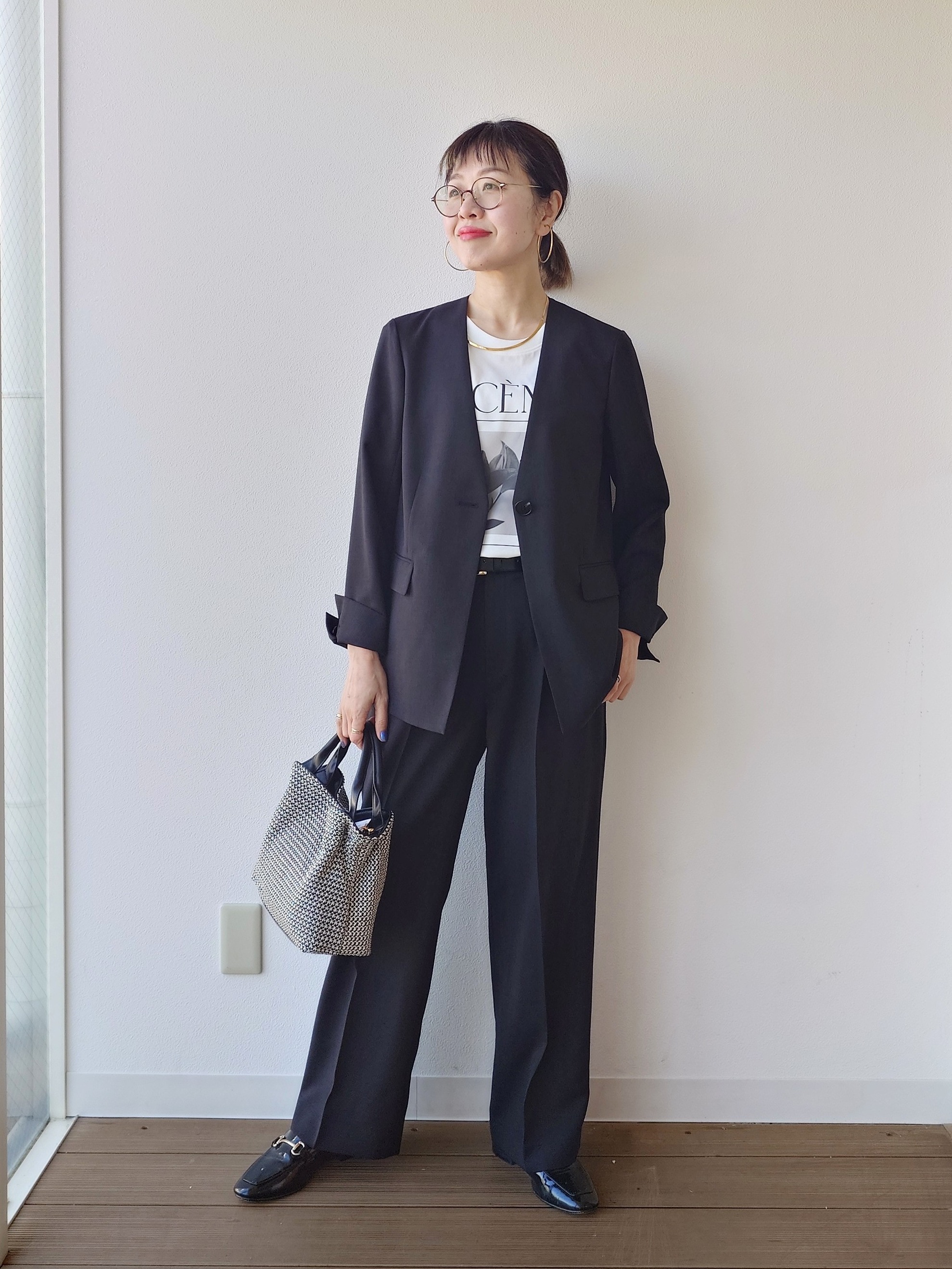 MUTSUKOさんの「UNTITLED｜◆【さらりと快適/セットアップ可/UV/接触冷感】スラブカラーレスジャケット」を使ったコーディネート