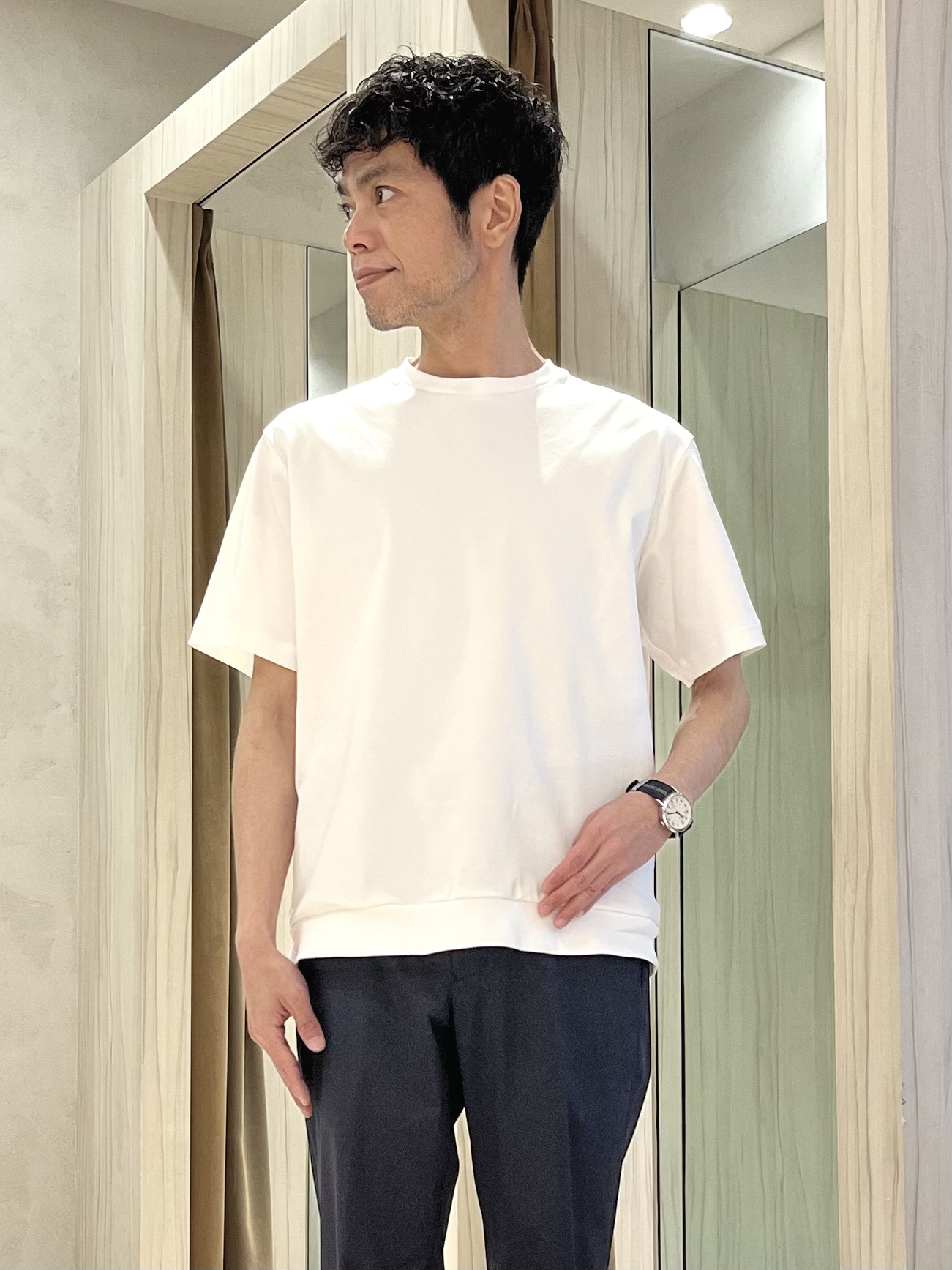 URAさんの「TAKEO KIKUCHI｜【360&deg;ストレッチ／軽量】None Of Stress ライト ジャケット（セットアップ対応）」を使ったコーディネート