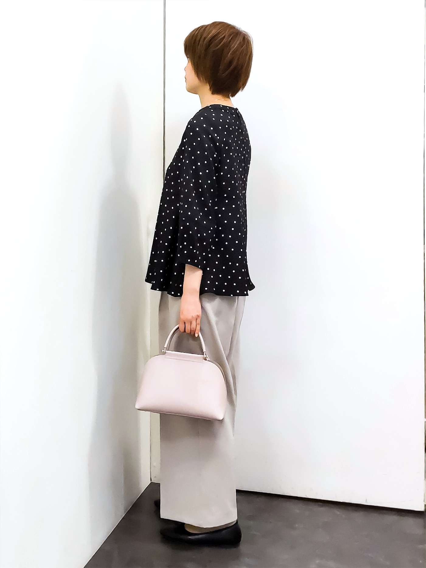やまちゃんさんの「grove｜【UVカット・体型カバーも叶う】麻調メッシュランタンスリーブブラウス」を使ったコーディネート