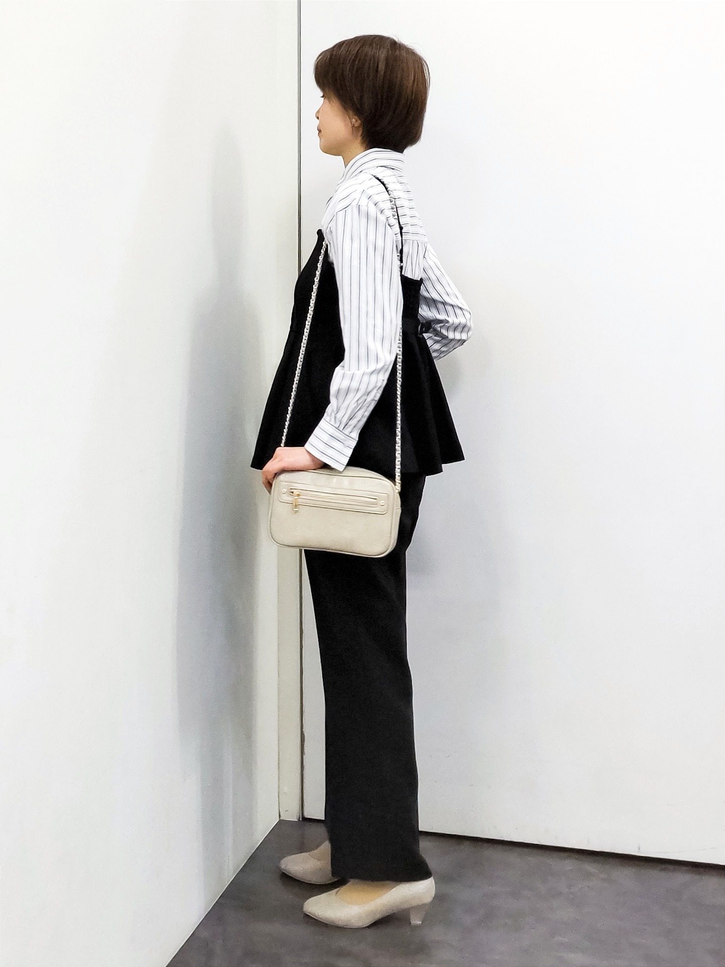 やまちゃんさんの「grove｜【カセット服】リネンライク ペプラムビスチェ」を使ったコーディネート
