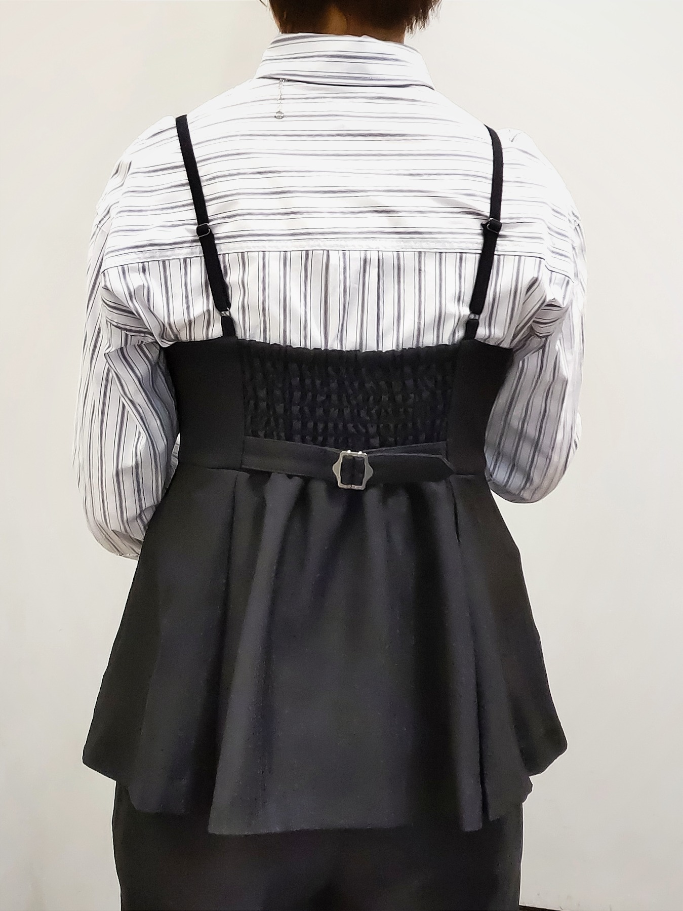 やまちゃんさんの「grove｜【カセット服】リネンライク ペプラムビスチェ」を使ったコーディネート
